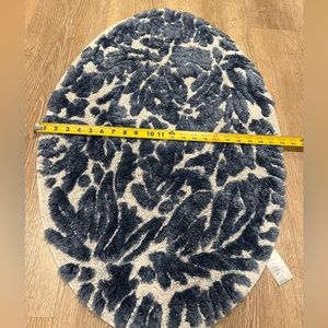 Anthrolpologie Blue and White Oval Bathroom Mat